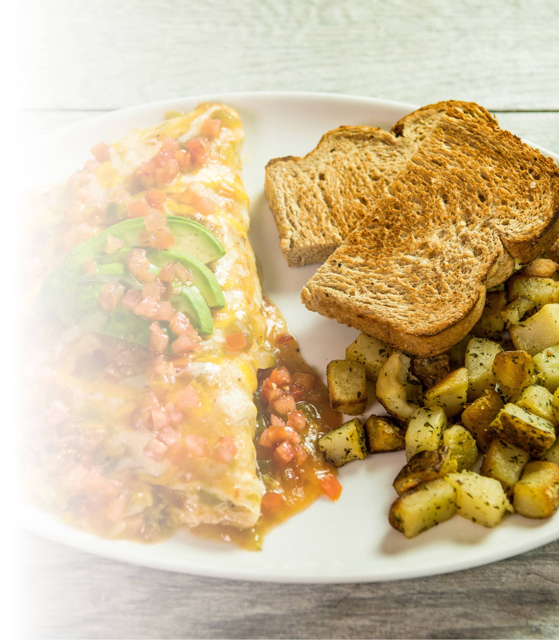thehenhouse@2x_1865 Breakfast eggs, toast and potatoes