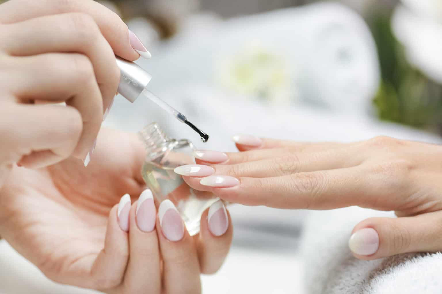 Nowości - Oliwki zapachowe do paznokci - idealne wykończenie Twojego manicure 1 oliwki zapachowe do paznokci