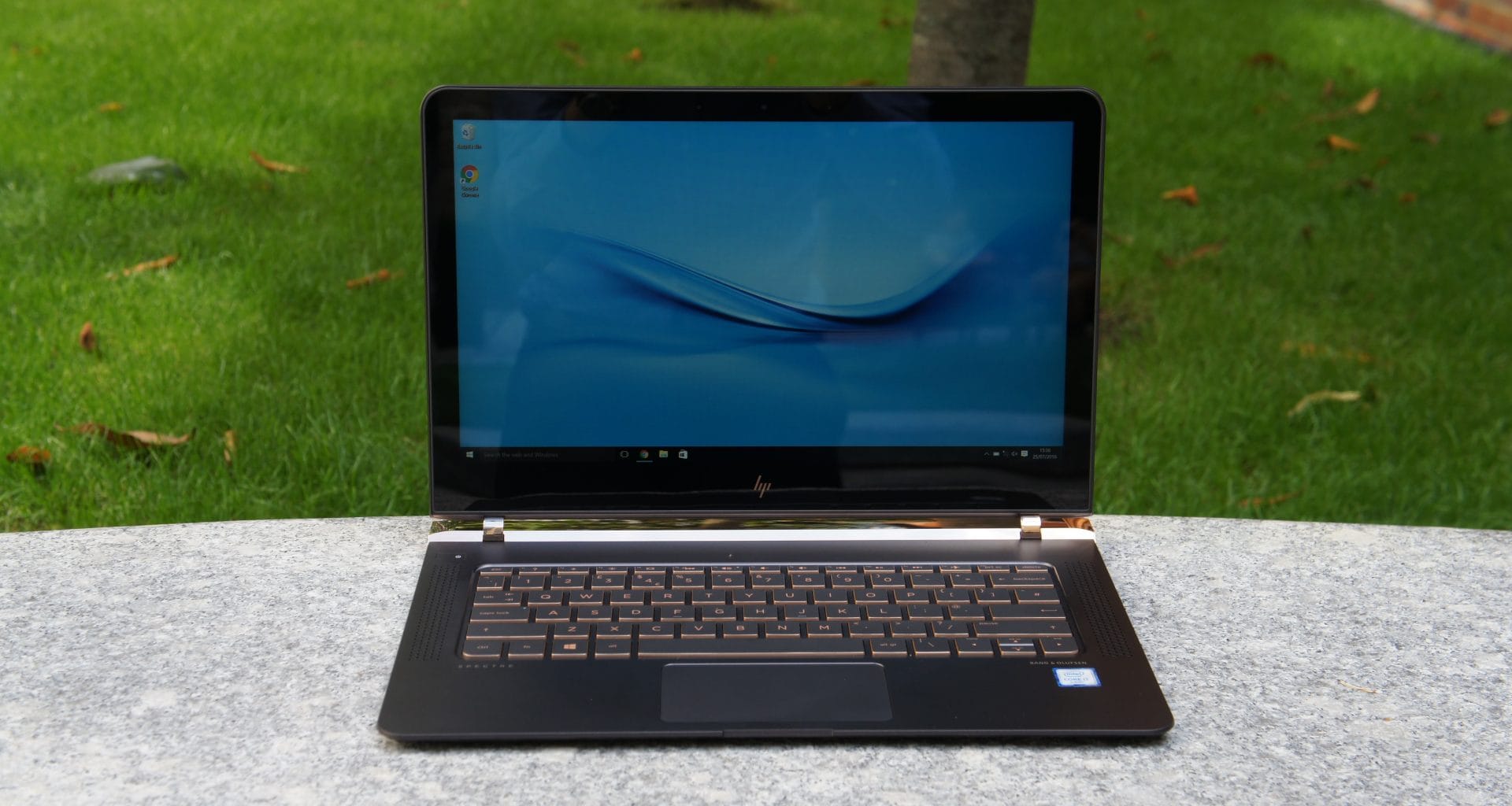 Best Laptops For College Students Under 500 2021 February 2021 Technobezz Best