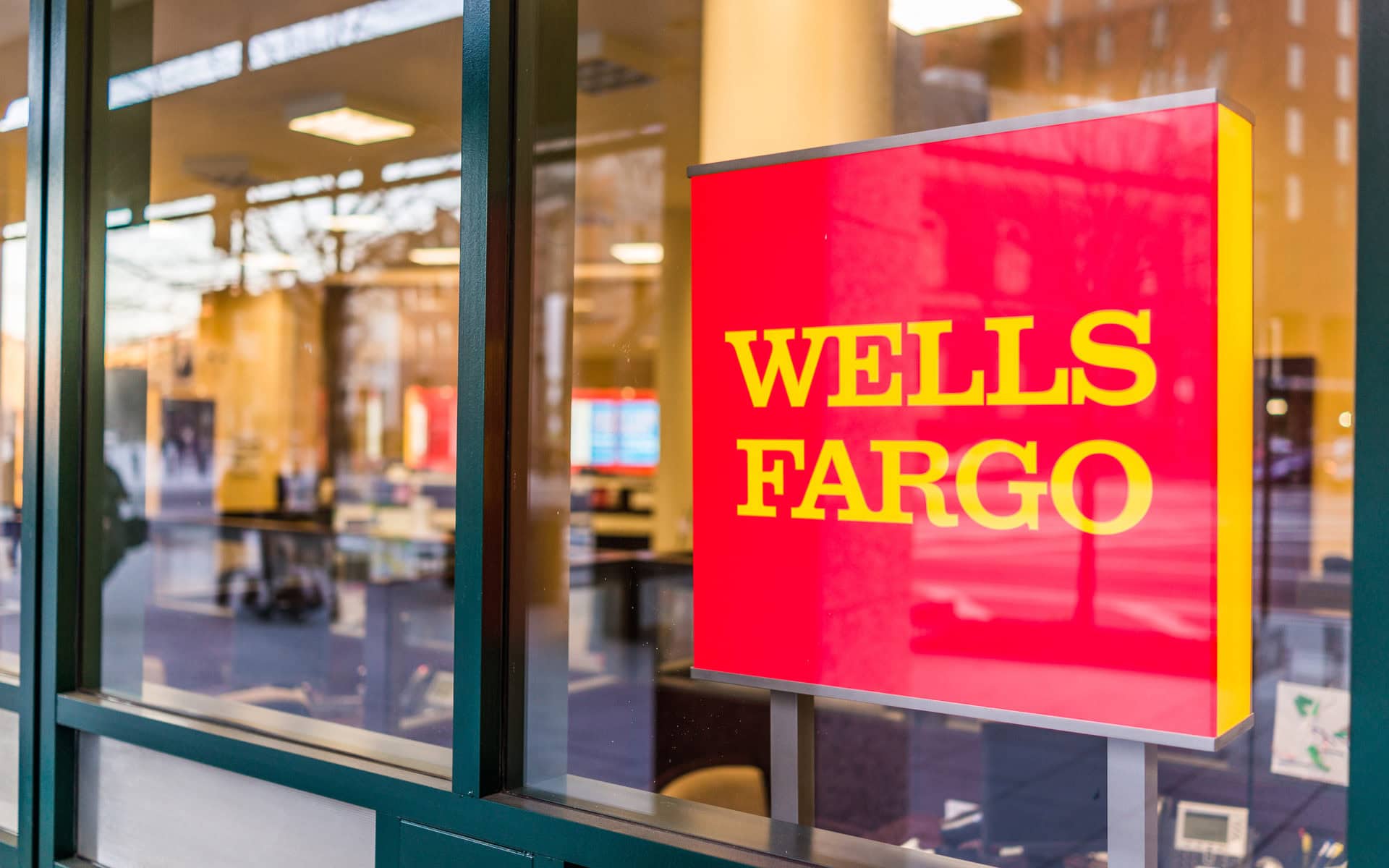 Wells Fargo posts higher profit on cost controls, rise in loans
