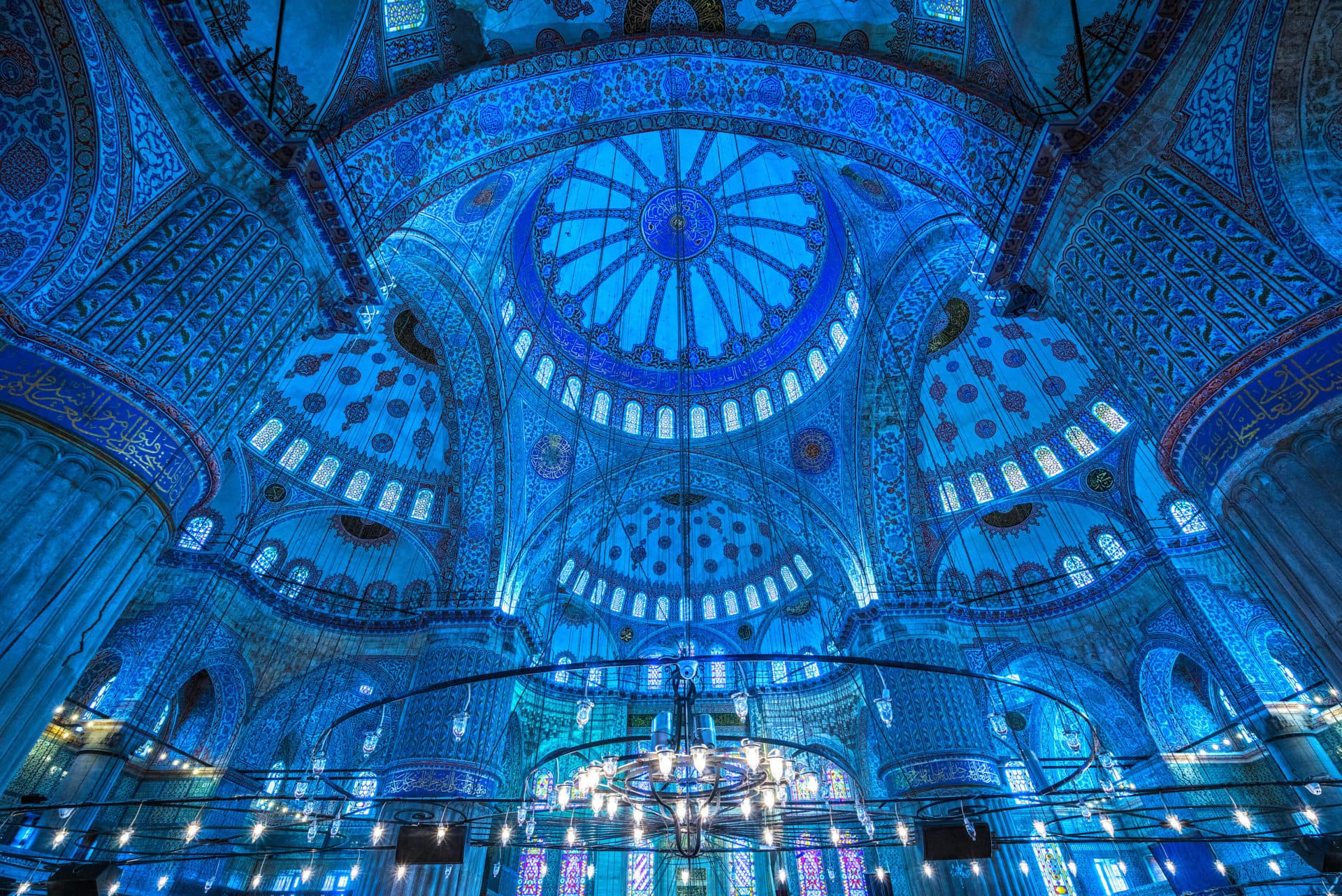 The Blue Mosque, (Sultanahmet Camii), Istanbul, Turkey.