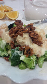 Jumbo Shrimp Mayonnaise Walnuts Broccoli