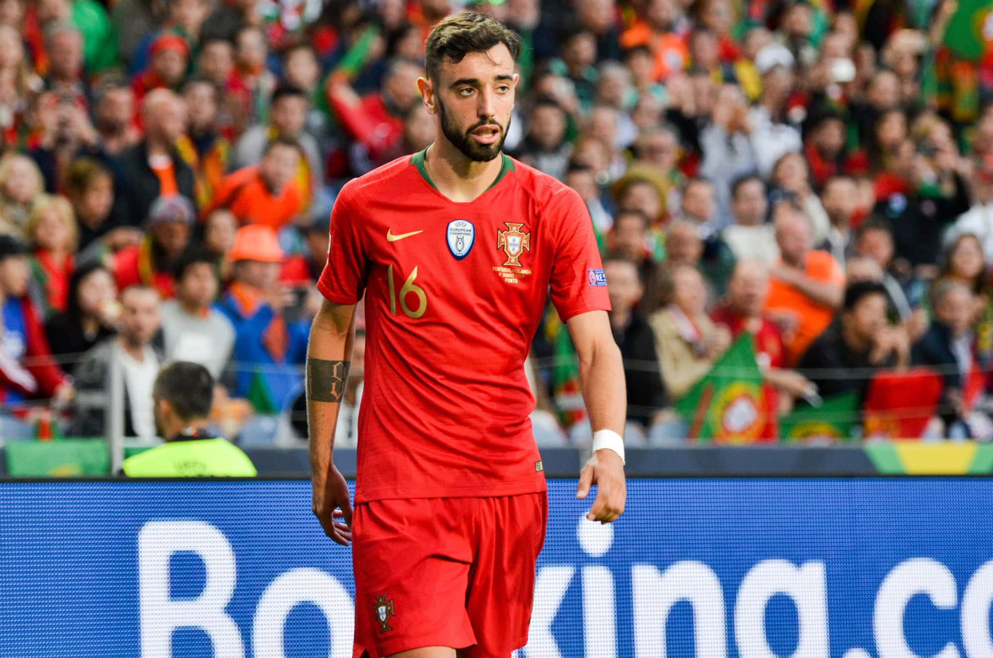 Bruno Fernandes will be playing in the Manchester Utd game