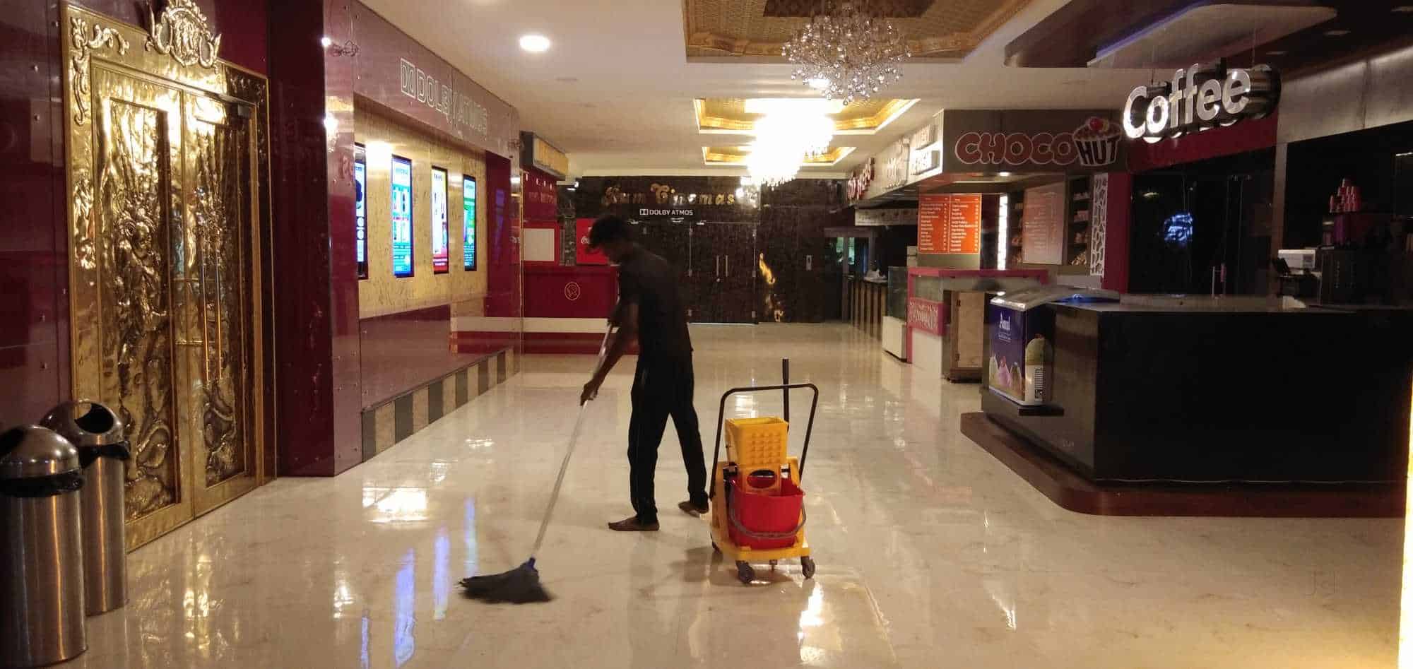 Shopping Mall Cleaning Service Montreal Shopping Mall Cleaning Service Montreal