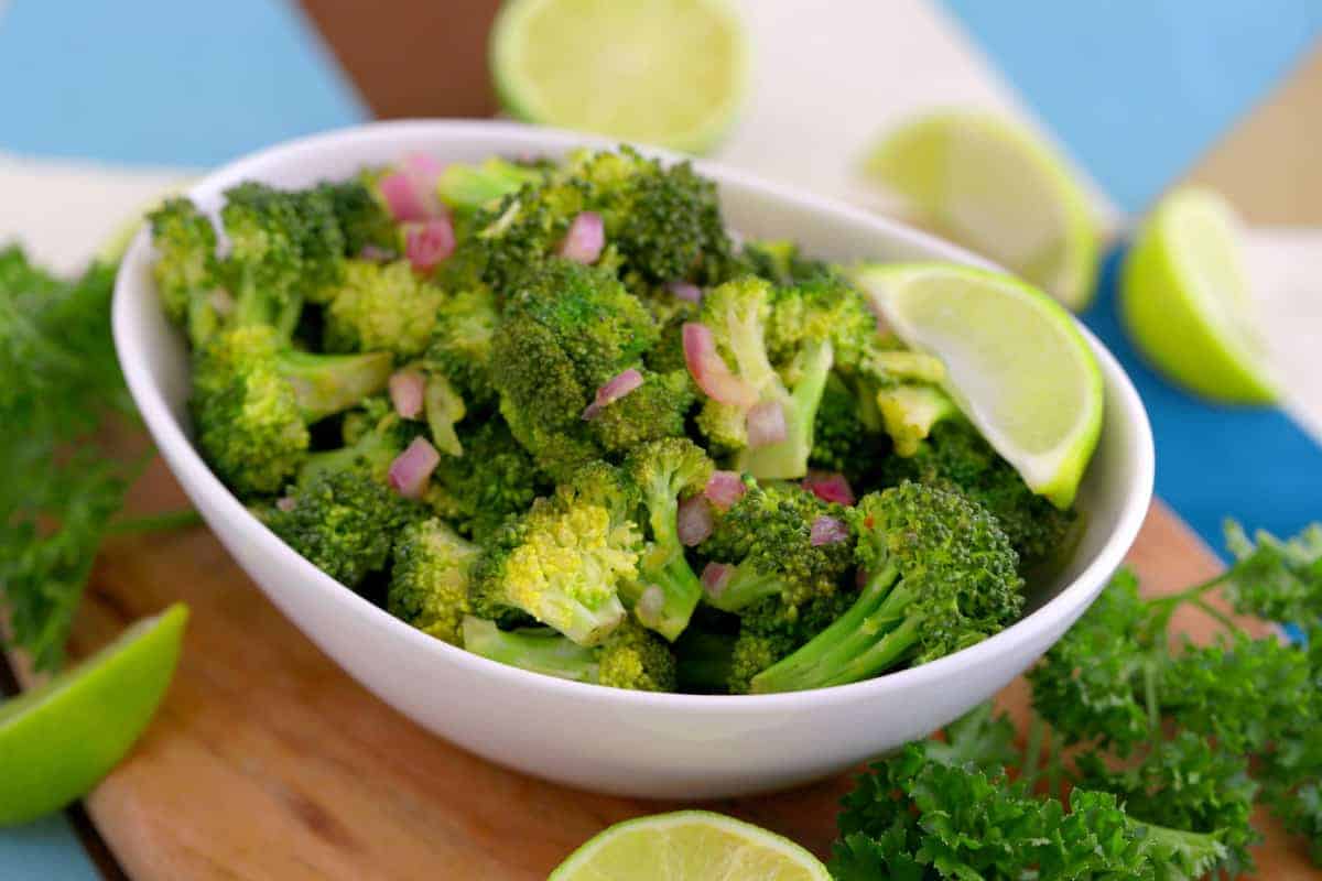 Cold Broccoli Salad Recipe, healthy broccoli salad, how to make broccoli salad, paleo broccoli salad, how to cook fresh broccoli in the microwave, microwave broccoli recipes