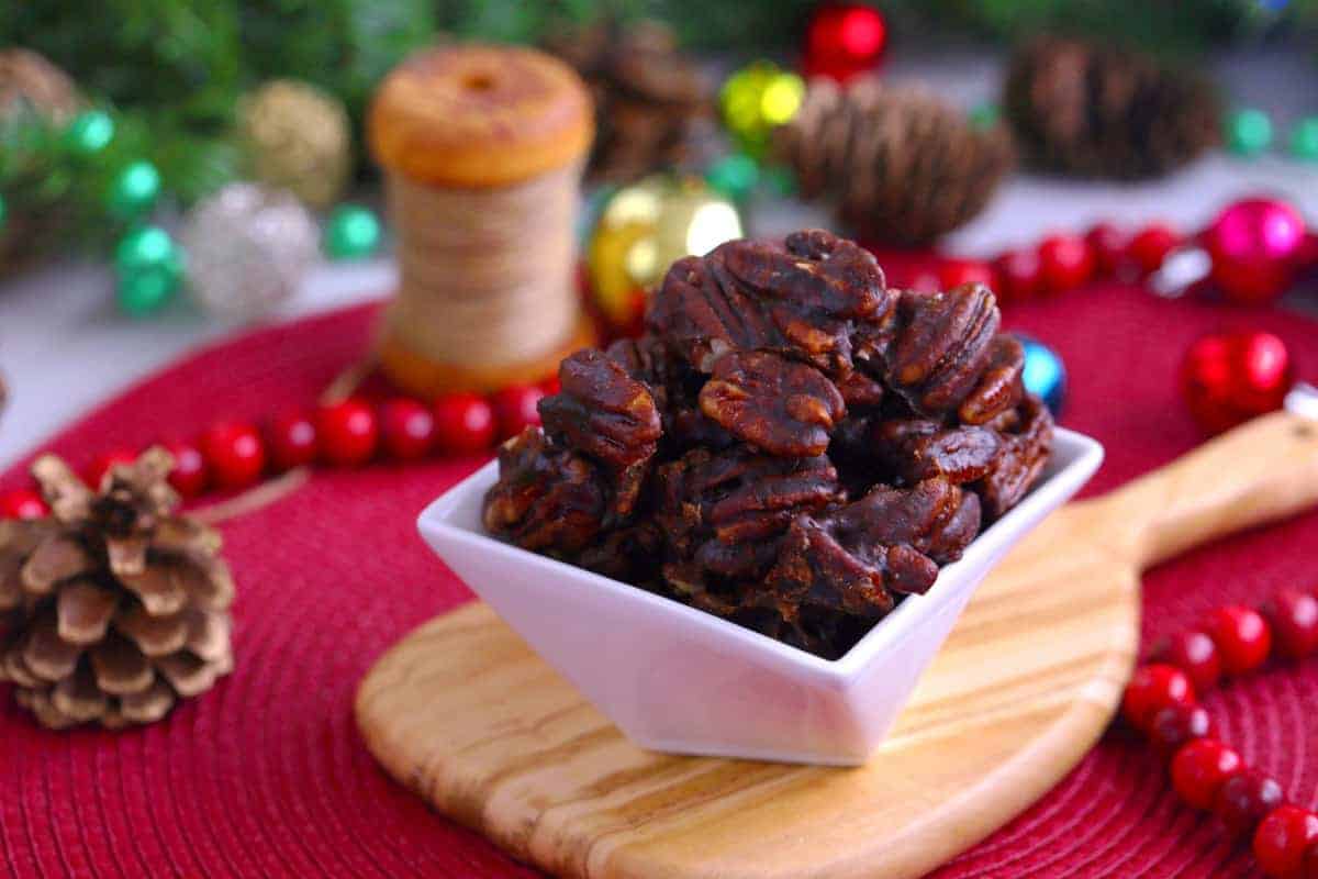 Cinnamon Glazed Pecans, How to make glazed pecans, cinnamon sugar pecans, vegan candied pecans, candied pecans stovetop