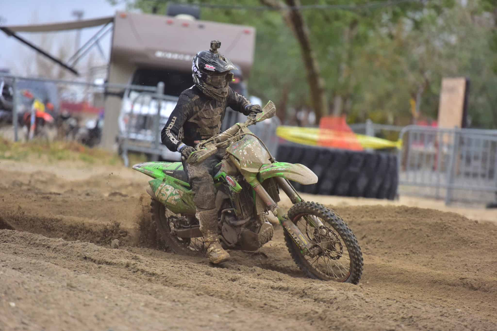 jp alvarez riding his kx250 at the 2020 glen helen ngpc