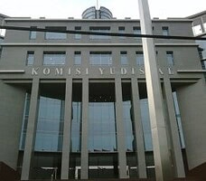 Komisi-Yudisial