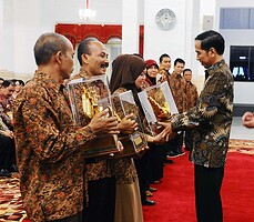 Penyerahan Penghargaan