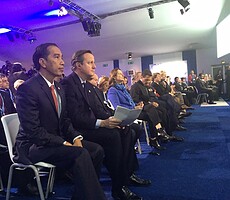 Presiden Jokowi bersama para pemimpin dunia menghadiri acara "Mission innovation, accelerating the clean energy revolution", di Paris, Perancis, Senin (30/11). Foto: Rusman/Setpres