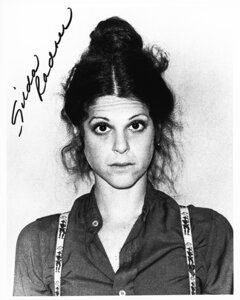 Photo by Edie Baskin, courtesy of the Estate of Gilda Radner.