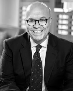 headshot of andrew at fleetsolve at his lowry headshot session