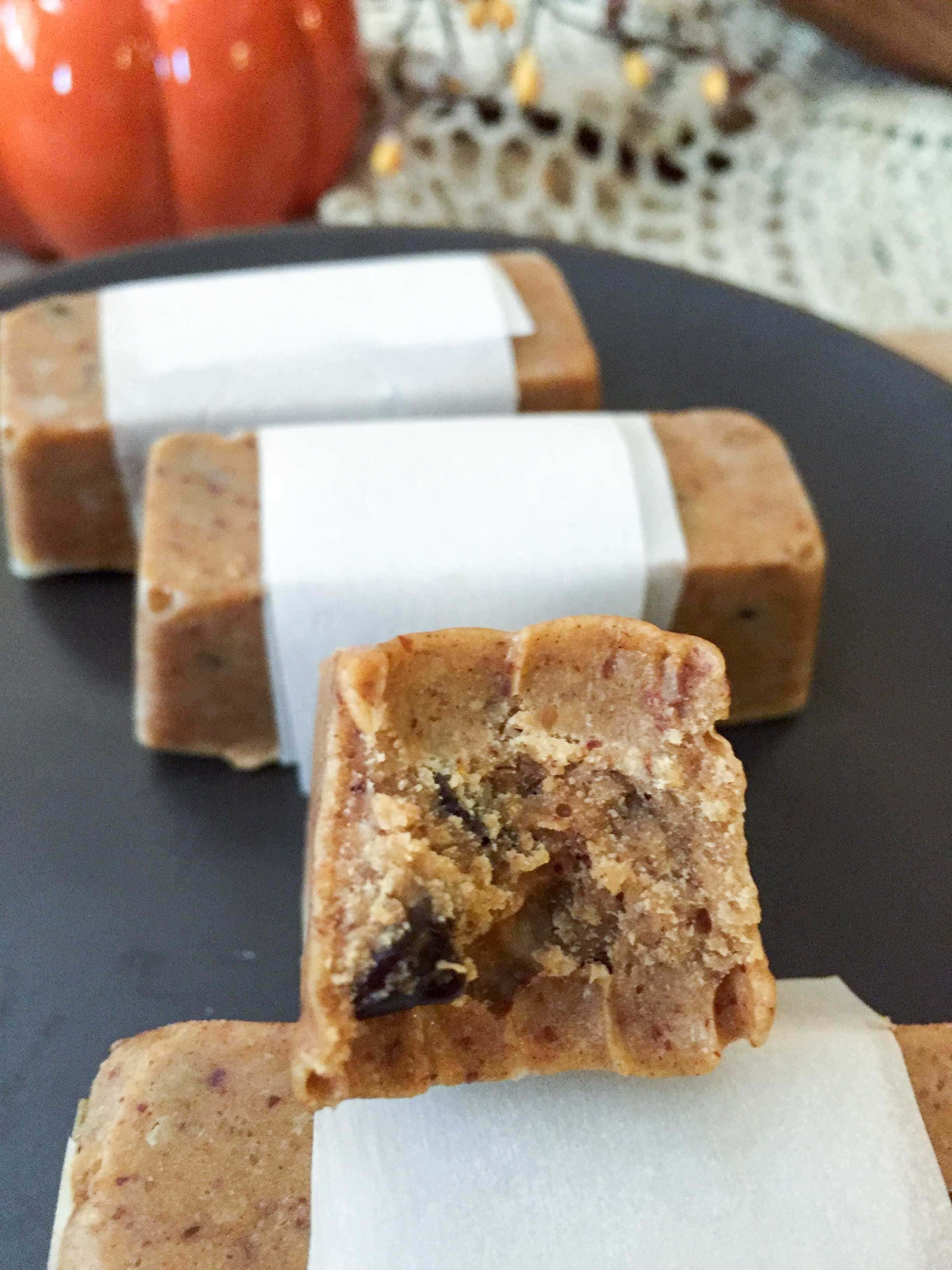 Pumpkin Pecan Chocolate Chip Protein Bars Thm S Low Carb Sugar