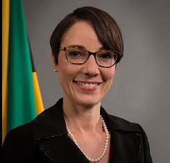 Senator Kamina Johnson Smith: Jamaicans who overstayed their time in the US due to COVID-19 won’t be penalized