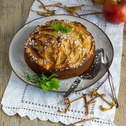 Apfelkuchen mit Kräutern - Apfelliebe 4 apfelkuchen mit zitornenkräutern