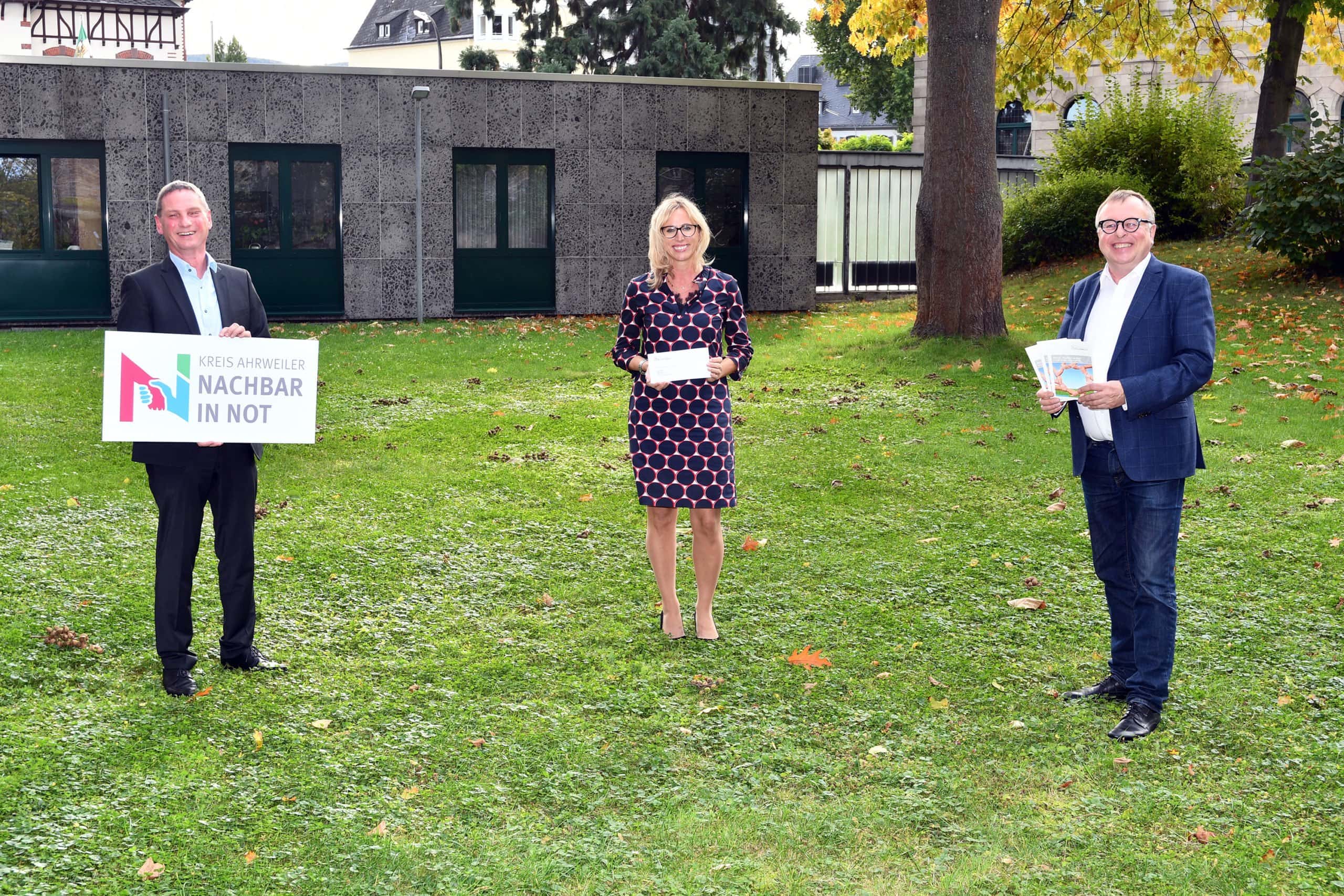 Bad Neuenahr-Ahrweiler, Kreishaus, Spendenübergabe für "Nachbar in Not" | Kreisverwaltung Ahrweiler