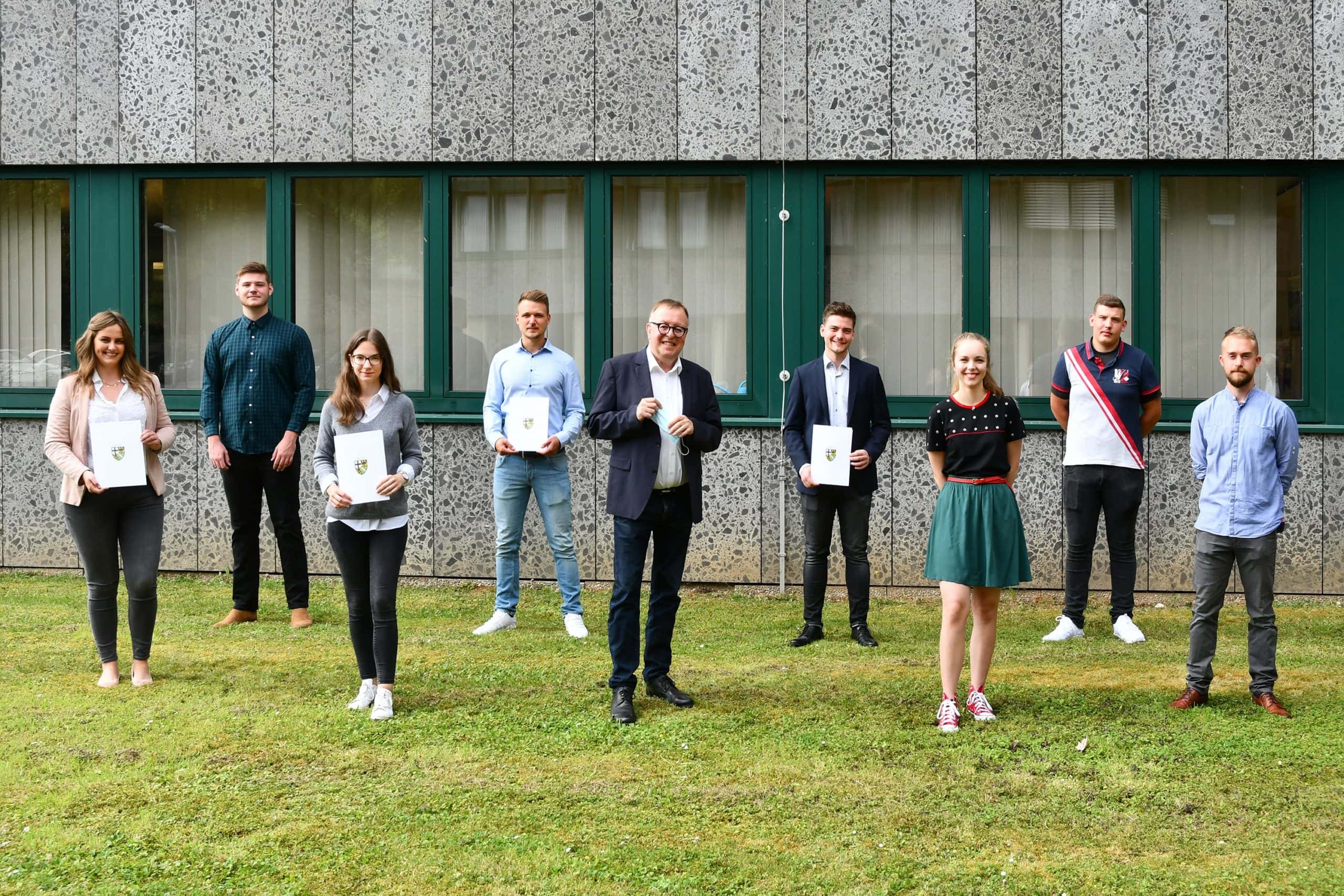 RASCH_2020_07_01_neueAzubis2020 | Kreisverwaltung Ahrweiler