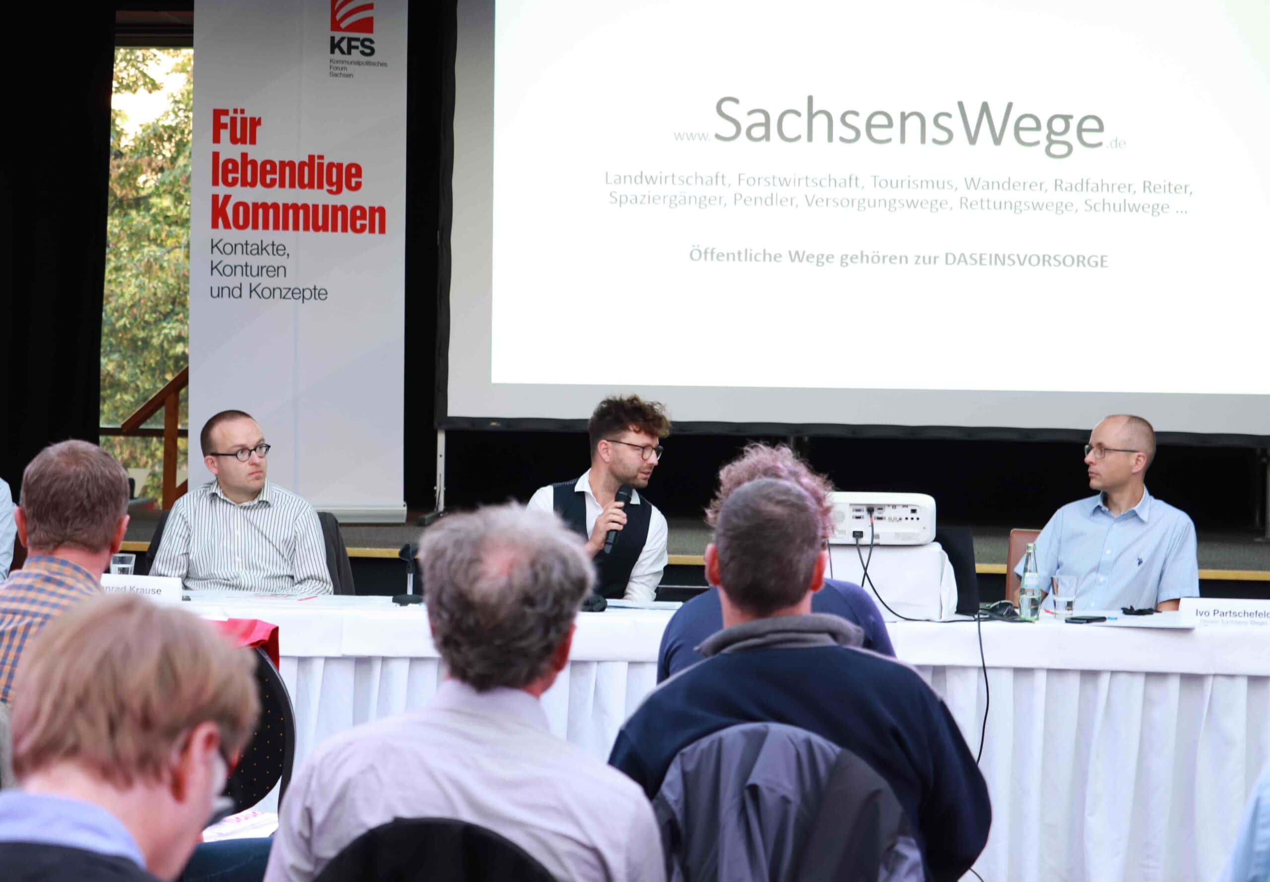 v.l.n.r.: Konrad Krause (ADFC), Lars Kleba (KFS), Ivo Partschefeld (Sachsens Wege)