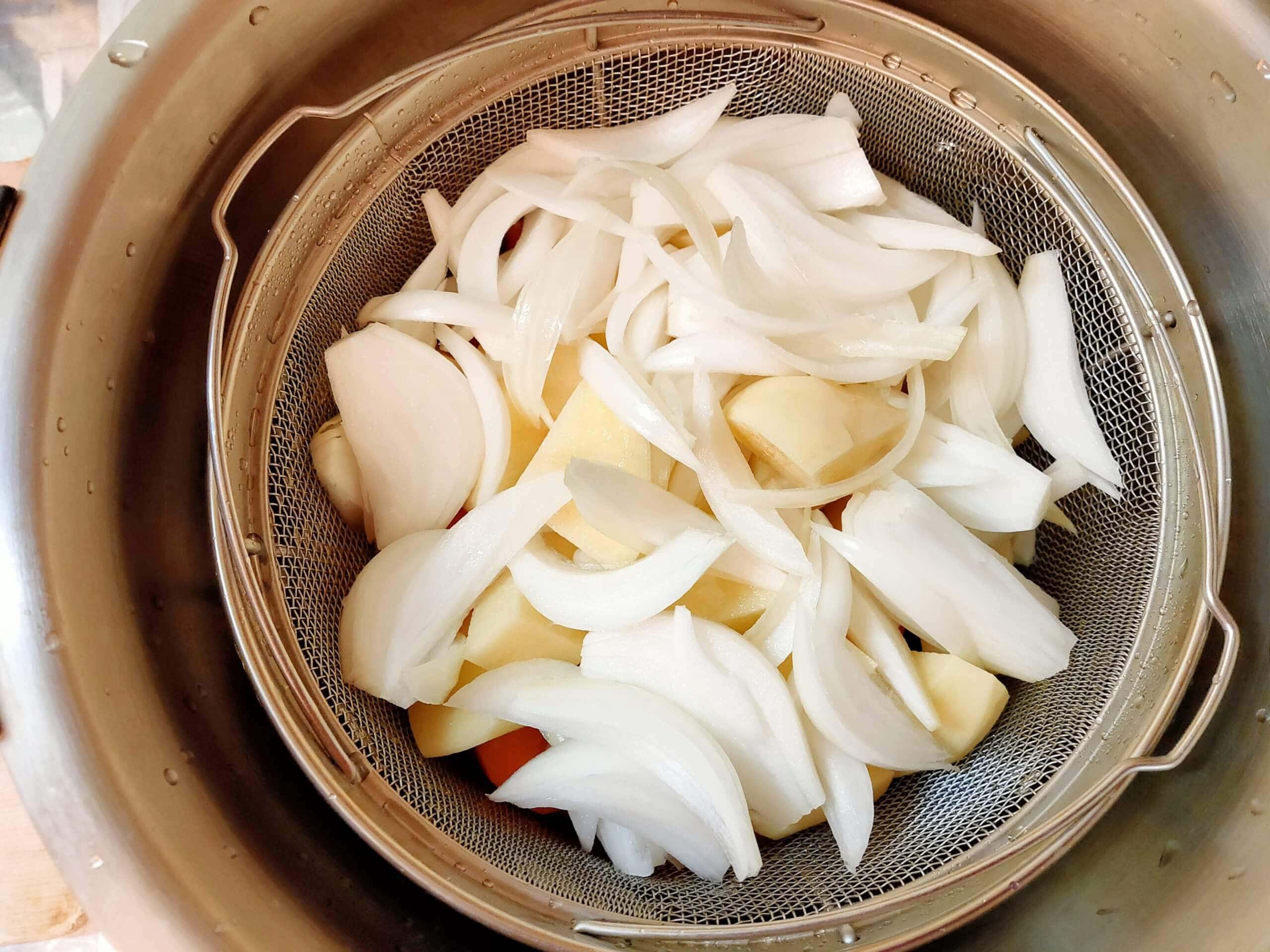 勝間式超ロジカル料理を実践 醤油後がけ肉じゃが 作り方③