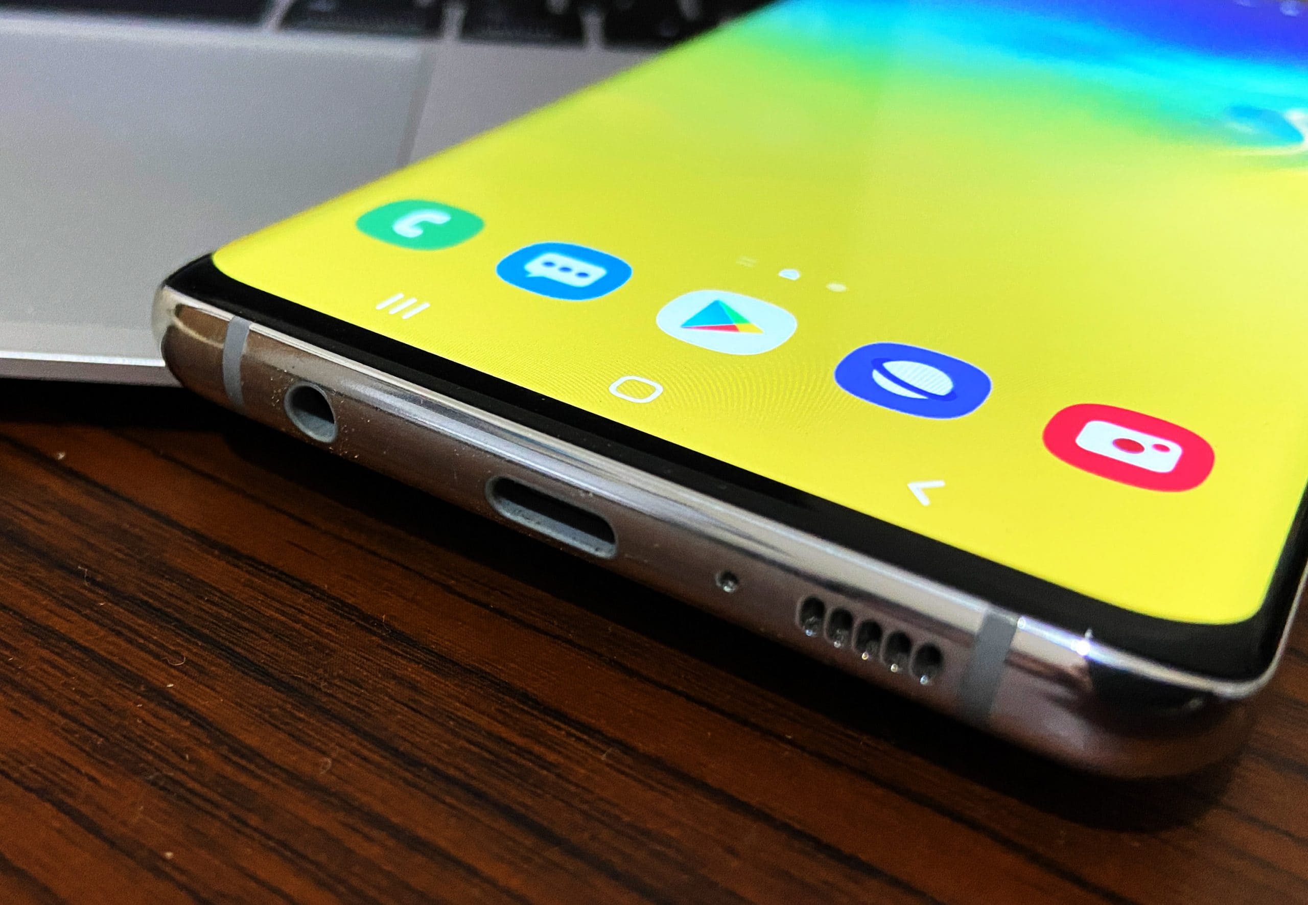samsung s10 not charging