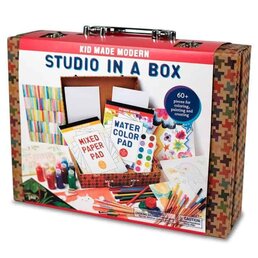 2018 Holiday Gift Guide for Kids: Literacy, Arts, & Crafts