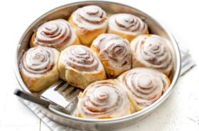 Pioneer Woman S Cinnamon Rolls Saving Room For Dessert