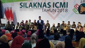 President Jokowi opens National Congress and the 28th anniversary of the ICMI, at Mahligai Agung Convention Hall of Bandar Lampung University, Bandar Lampung, Thursday (6/12). (Photo by: Presidential Secretariat)