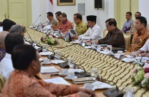 President Jokowi leads Limited Cabinet Meeting on Progress of 2018 Asian Games XVIII Preparation at the Presidential Palace of Bogor, West Java, on Wednesday (18/4). (Photo by: Rahmat/Public Relations).