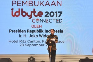President Jokowi delivers a speech at the opening of the 2017 Indonesia Digital Byte, at Ritz Carlton Hotel, Pacific Place, Jakarta, Thursday (28/9) morning. (Photo: JAY/PR)