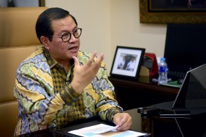 Cabinet Secretary Pramono Anung responds to questions ahead of this years Youth Pledge (Sumpah Pemuda), at Cabinet Secretary Office, Ministry of State Secretariat Building III, Jakarta, Friday (26/10). (Photo by: Agung/ PR Division)