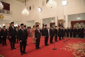 President Jokowi inaugurates 16 Indonesian ambassadors, at the State Palace, Jakarta, Monday (7/1). (Photo by: Oji/Public Relations Division)