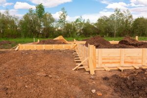 fundament-garten-tipp-zum-bau Auch im Gartenbau ist ein Fundament wichtig. Tipp zum Bau informitert Sie auch darüber.