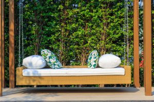 gartenliege-mobilitaet-tipp-zum-bau Rollen und klappbare Lehnen sorgen für Komfort.