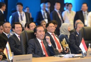 President Jokowi attends the 19th ASEAN-South Korea Summit holds at the Philippines International Convention Center (PICC) Manila, the Philippines, Monday (13/11) afternoon.
