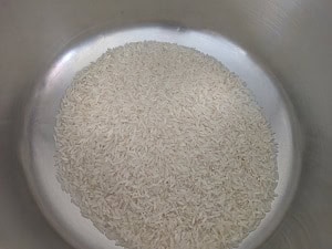 Kolam Raw Rice