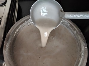 Water consistency of the kambu dosa batter