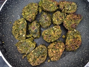 Kothimbir vadi is ready to eat