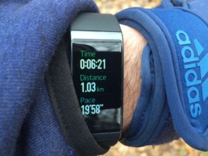 Фитнес-браслет Amazfit COR – харизматичный, но не для бегунов? 5 Amazfit Cor на пробежке