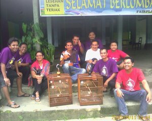senyum kepuasan peserta dan Papburi Solo usai lomba