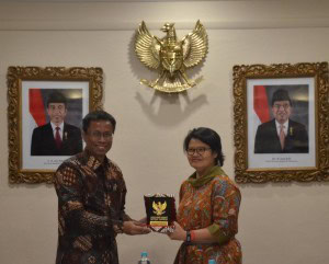 Consul General of Indonesia in Melbourne along with Deputy Cabinet Secretary for Cabinet Work Support at the Consulate General of the Republic of Indonesia, Melbourne, Australia, (31/10). (Photo: PR/Dhany)