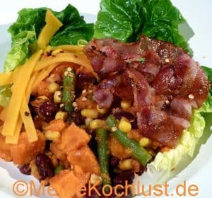 Süßkartoffelsalat mit Tomaten-Chili-Dressing