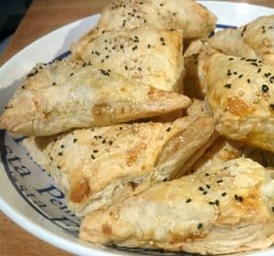 Thunfisch-Blätterteig-Taschen