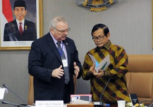 Cabinet Secretary receives USABC Delegation led by Senior Vice President & Regional Managing Director for the USABC, Michael Walter Michalak, at Cabinet Secretarys Meeting Room, Jakarta, on Thursday (27/4) (Photo: PR/Agung)