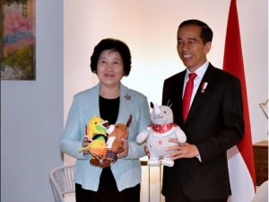 President Jokowi received Deputy Prime Minister of China Sun Chunlan at Gelora Bung Karno Sports Complex, Jakarta, Monday, (18/8). (Photo by: Bureau for, Press, Media and Information Affairs, Secretariat of the President).