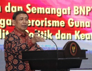 Coordinating Minister for Political, Legal and Security Affairs Wiranto delivers his remarks during working meeting and signing of the National Counterterrorism Agency (BNPT) performance agreement in Jakarta, Thursday (17/1). Photo by: PR of Coordinating Ministry for Political, Legal and Security Affairs.