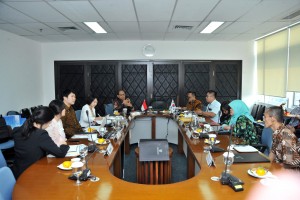 South Korean delegates meets with Cabinet Secretariat Team, in Pakarti Building, Jakarta, Monday (24/6). (Photo by: JAY/PR)