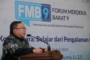 Bappenas Head Bambang Brodjonegoro talks in a public discussion in Jakarta, Wednesday (10/7). (Photo by: Minister of Communication and Information PR)