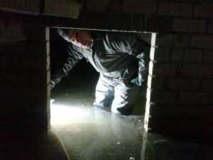 bodemisolatie met chips werkt ook met een laag water in de kruipruimte