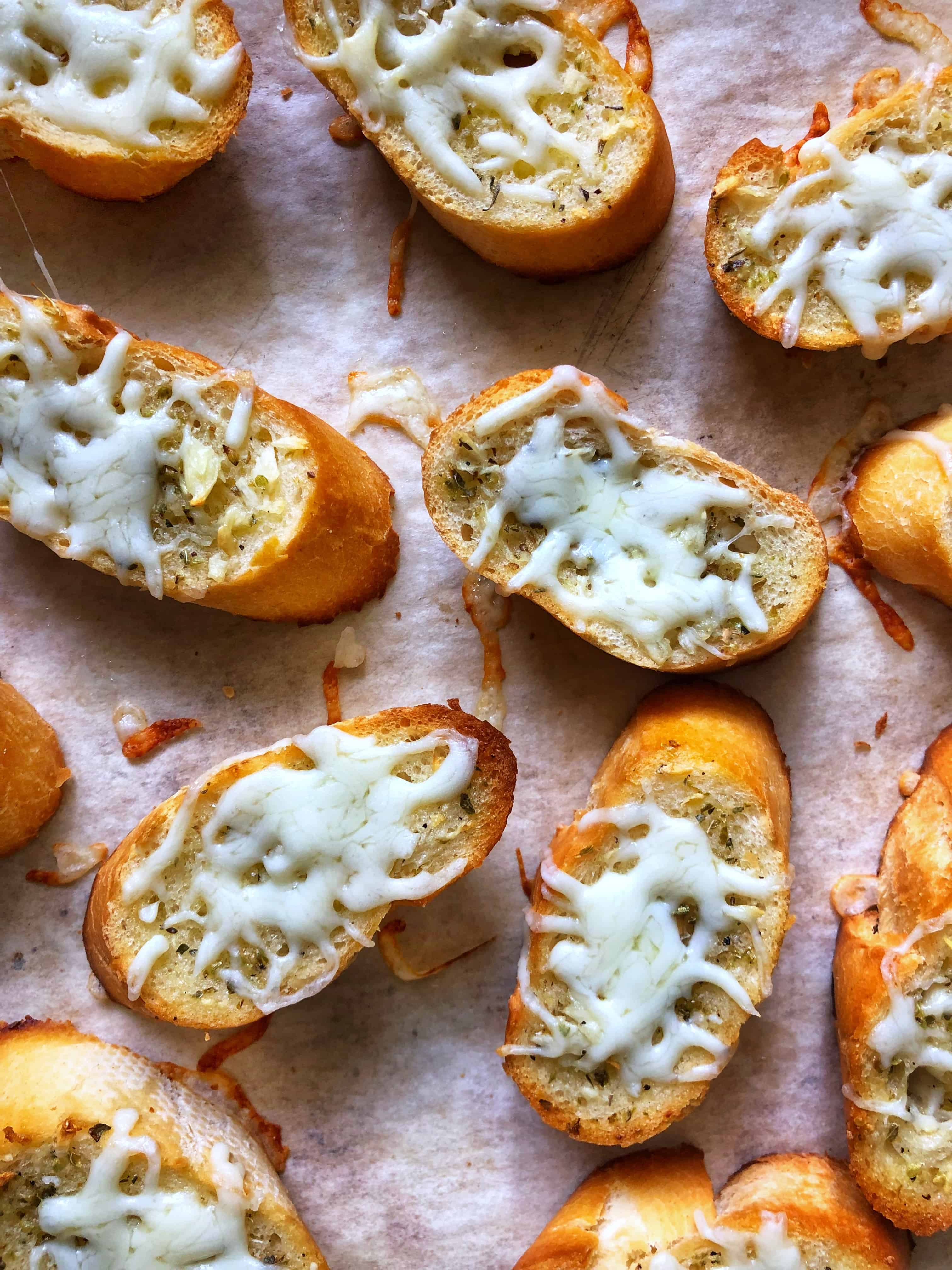 cheese garlic bread