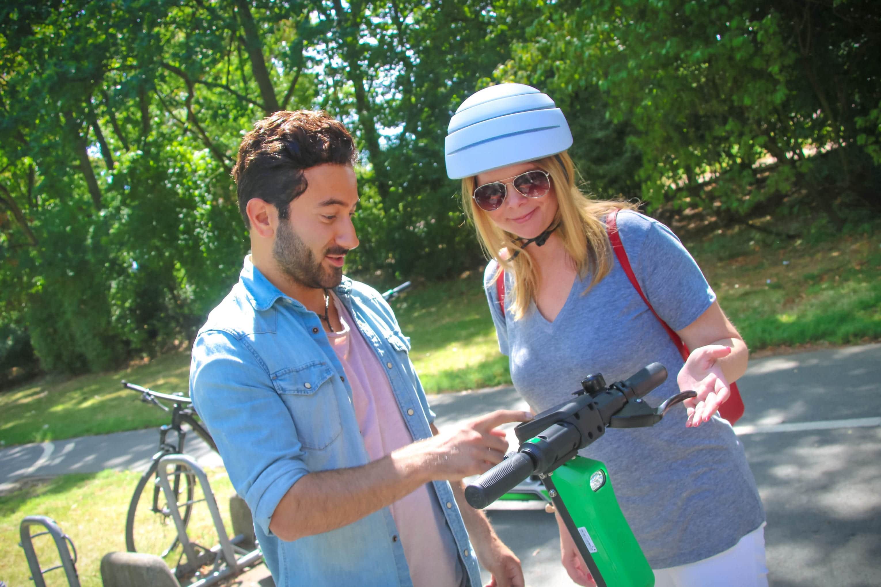 Jashar Seyfi und Frau Schirra bloggt